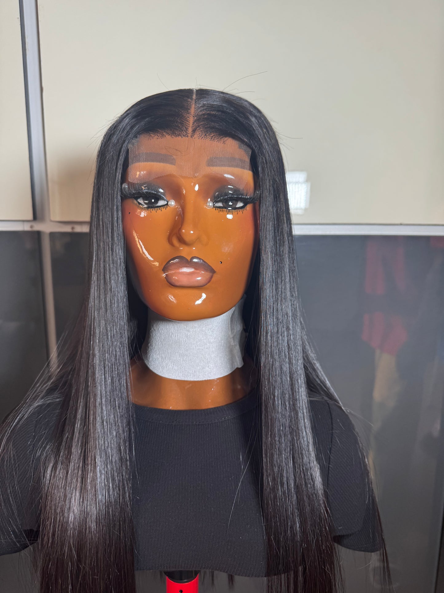 Super double drawn Vietnamese bone straight 20inches with 2x6 closure (already wigged and styled).